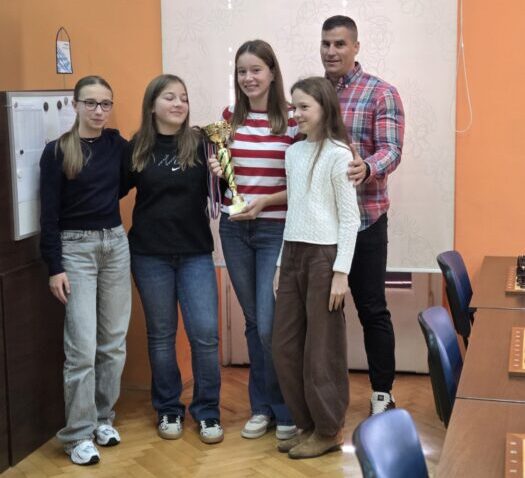 Novljanske šahistice prvakinje PGŽ-a / Foto: Grad Novi Vinodolski