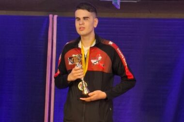 Niko Žutelija